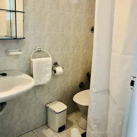 Contaratos Lettings Apartmanhotel 3*
