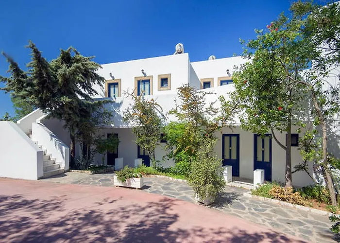 Contaratos Lettings 3* Λιβάδι Κυθήρων