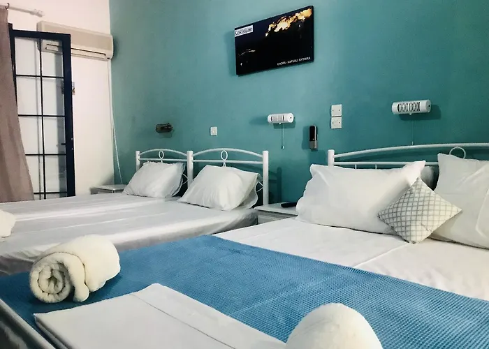 Ξενοδοχείο με διαμερίσματα Contaratos Lettings Λιβάδι Κυθήρων